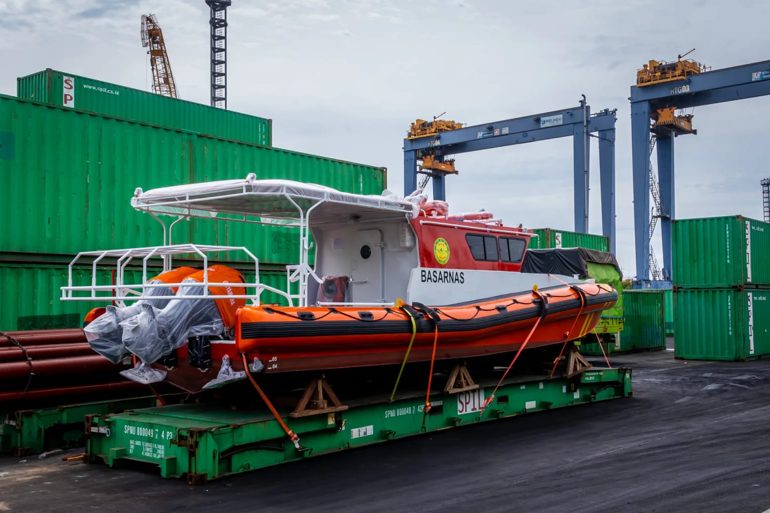 BASARNAS rescue boat staged at the container yard