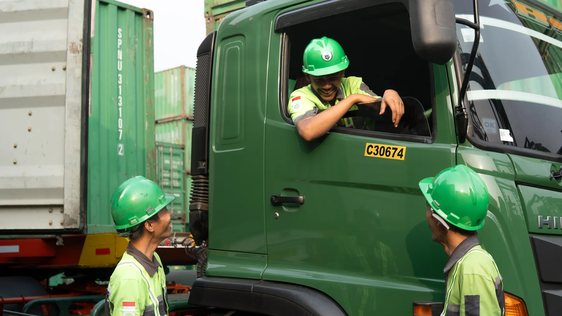 BSB truck driver coordinating with ground crew